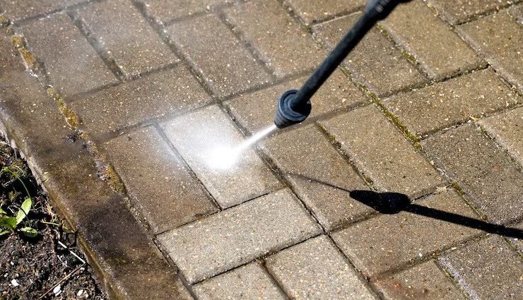 complete guide to concrete driveway pressure cleaning