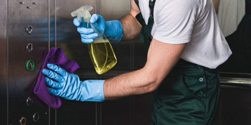 commercial cleaning service company