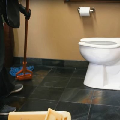 medical cleaning services 2